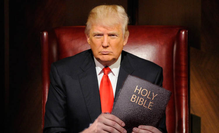 Donald-Trump-with-Bible